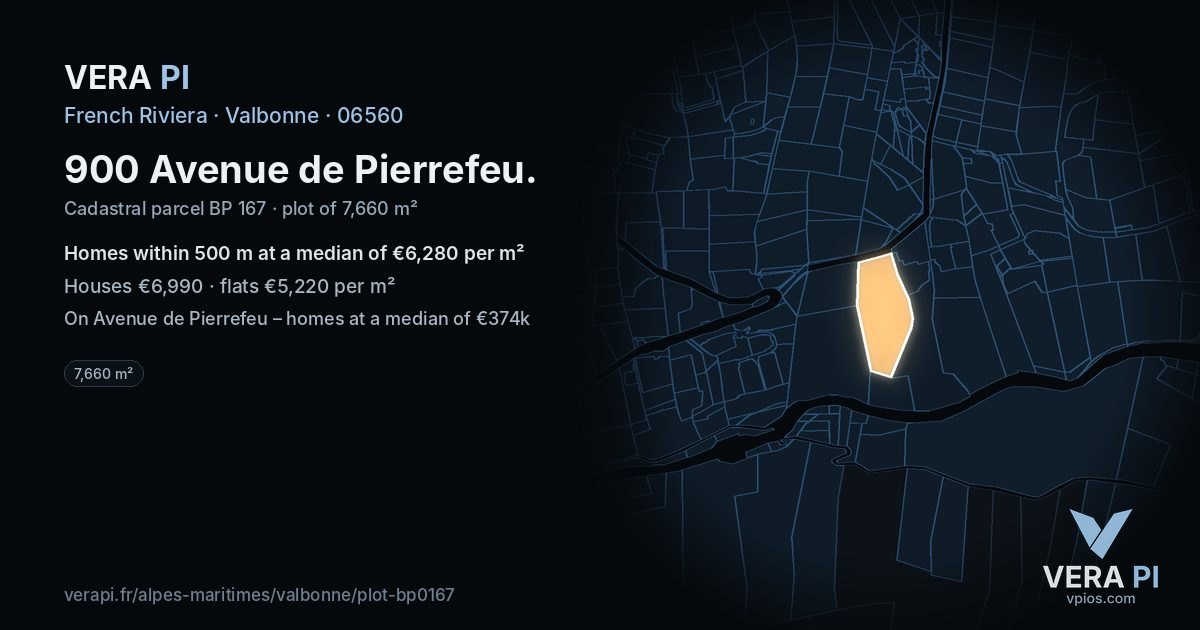 900 Avenue de Pierrefeu, Valbonne at night – the plot lit, the parcels around coloured by the prices near them
