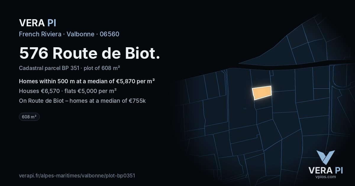 576 Route de Biot, Valbonne at night – the plot lit, the parcels around coloured by the prices near them