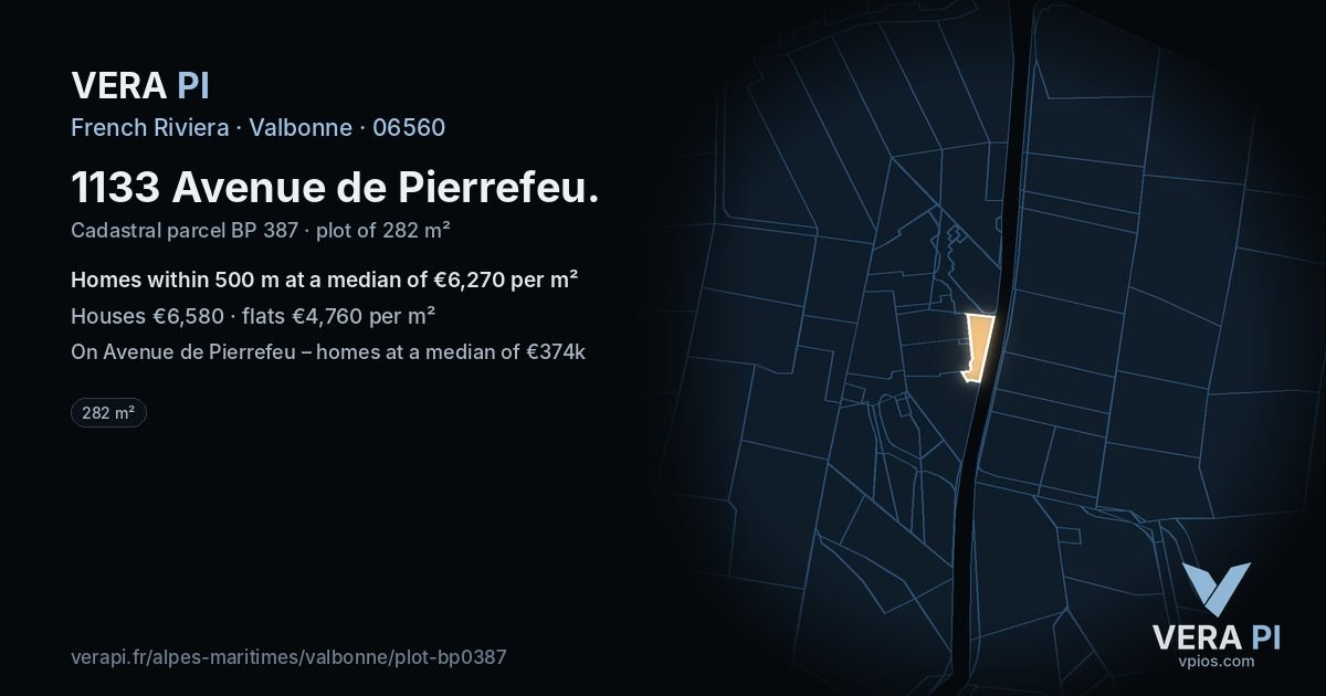 1133 Avenue de Pierrefeu, Valbonne at night – the plot lit, the parcels around coloured by the prices near them