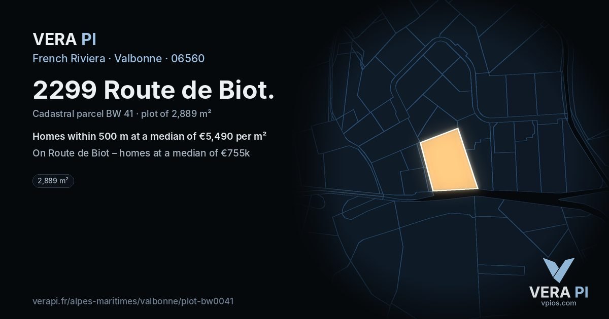2299 Route de Biot, Valbonne at night – the plot lit, the parcels around coloured by the prices near them