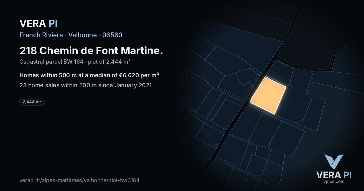 218 Chemin de Font Martine, Valbonne at night – the plot lit, the parcels around coloured by the prices near them