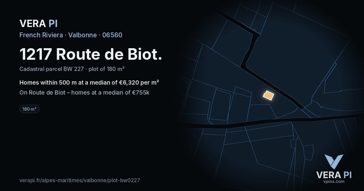 1217 Route de Biot, Valbonne at night – the plot lit, the parcels around coloured by the prices near them