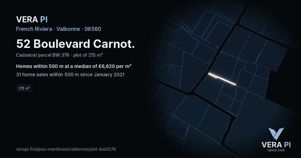 52 Boulevard Carnot, Valbonne at night – the plot lit, the parcels around coloured by the prices near them