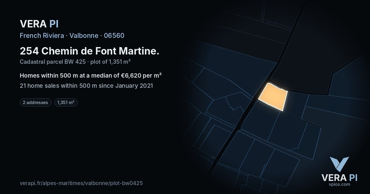 254 Chemin de Font Martine, Valbonne at night – the plot lit, the parcels around coloured by the prices near them