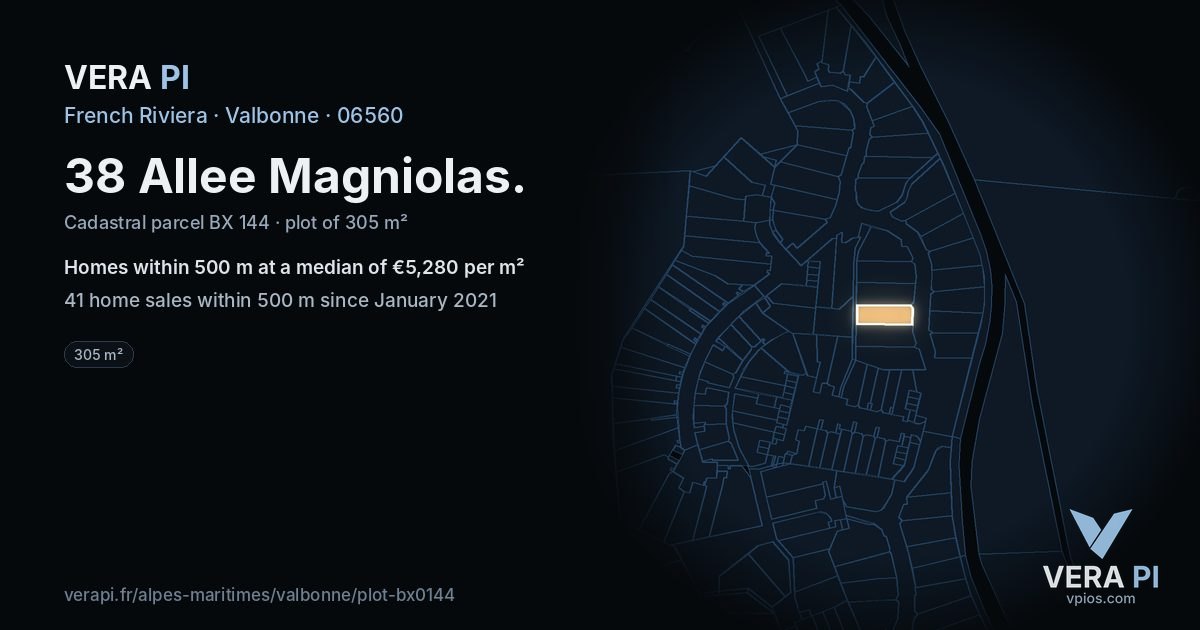 38 Allee Magniolas, Valbonne at night – the plot lit, the parcels around coloured by the prices near them