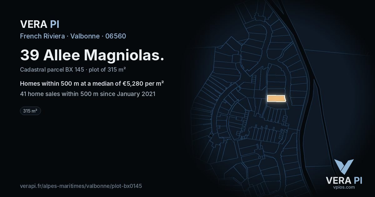 39 Allee Magniolas, Valbonne at night – the plot lit, the parcels around coloured by the prices near them
