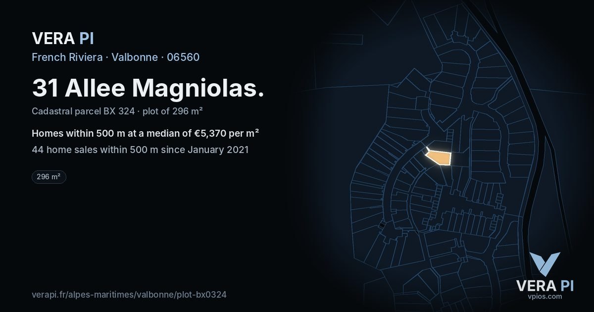 31 Allee Magniolas, Valbonne at night – the plot lit, the parcels around coloured by the prices near them