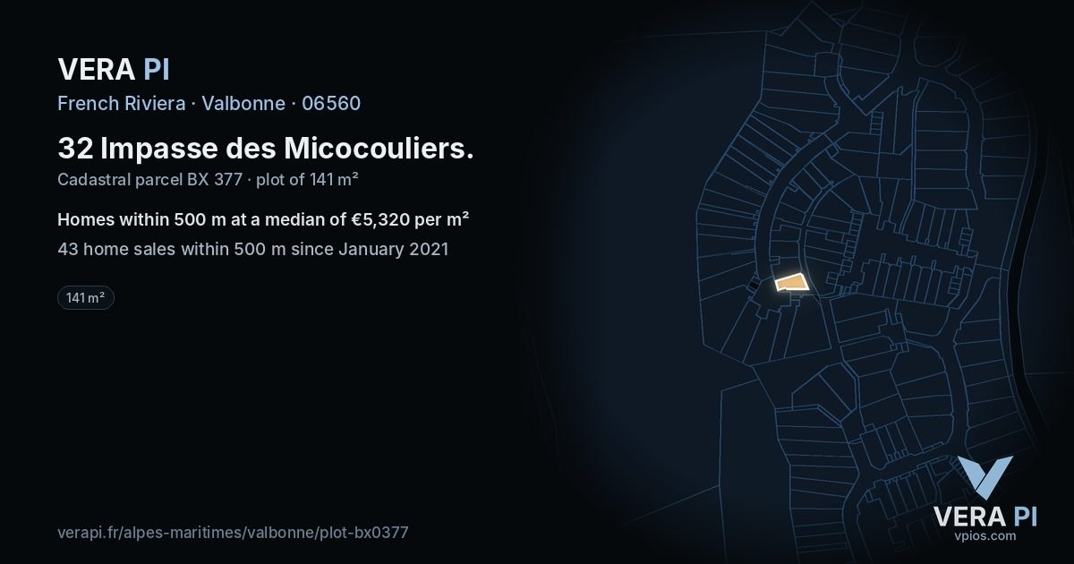 32 Impasse des Micocouliers, Valbonne at night – the plot lit, the parcels around coloured by the prices near them