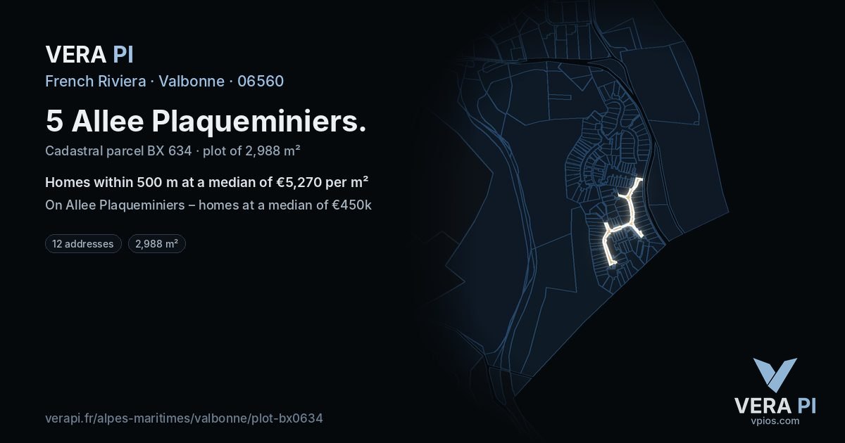 5 Allee Plaqueminiers, Valbonne at night – the plot lit, the parcels around coloured by the prices near them