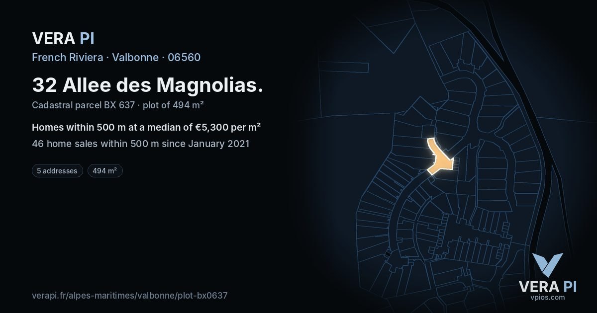 32 Allee des Magnolias, Valbonne at night – the plot lit, the parcels around coloured by the prices near them