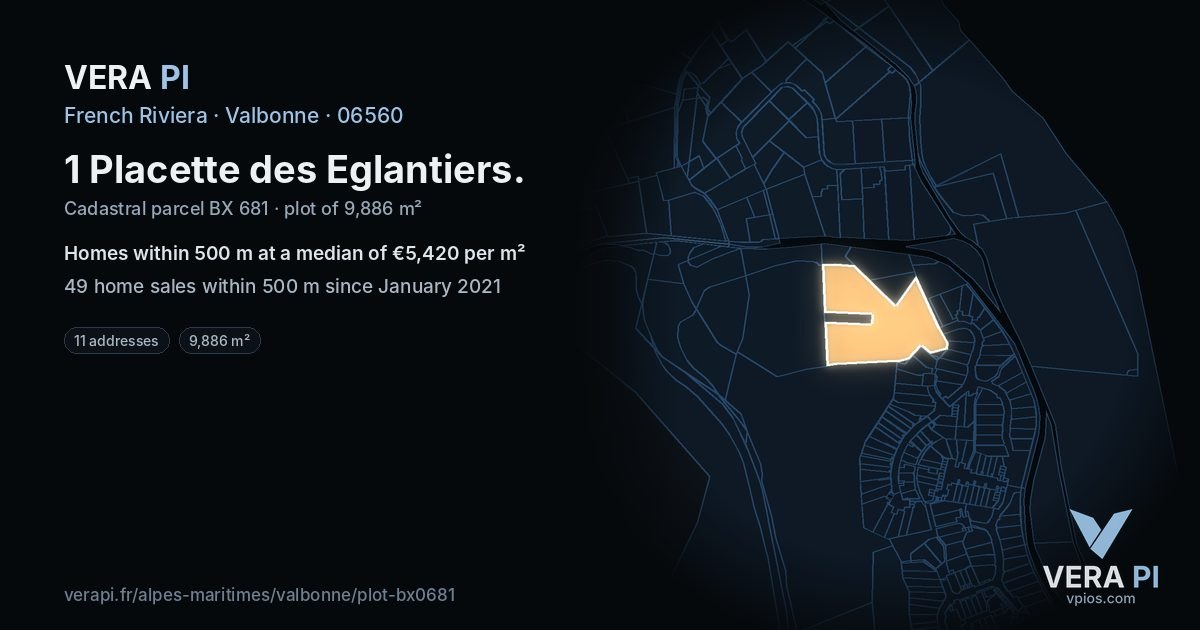 1 Placette des Eglantiers, Valbonne at night – the plot lit, the parcels around coloured by the prices near them