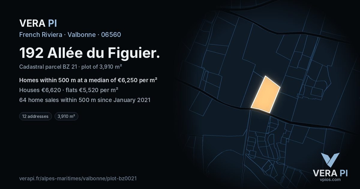 192 Allée du Figuier, Valbonne at night – the plot lit, the parcels around coloured by the prices near them