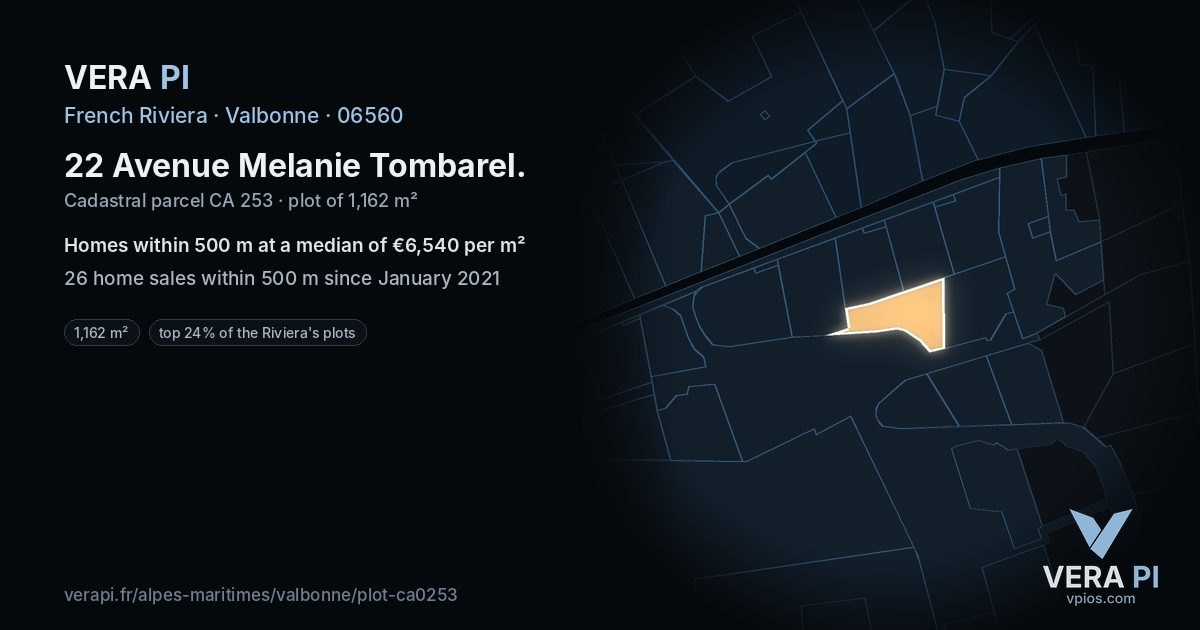 22 Avenue Melanie Tombarel, Valbonne at night – the plot lit, the parcels around coloured by the prices near them