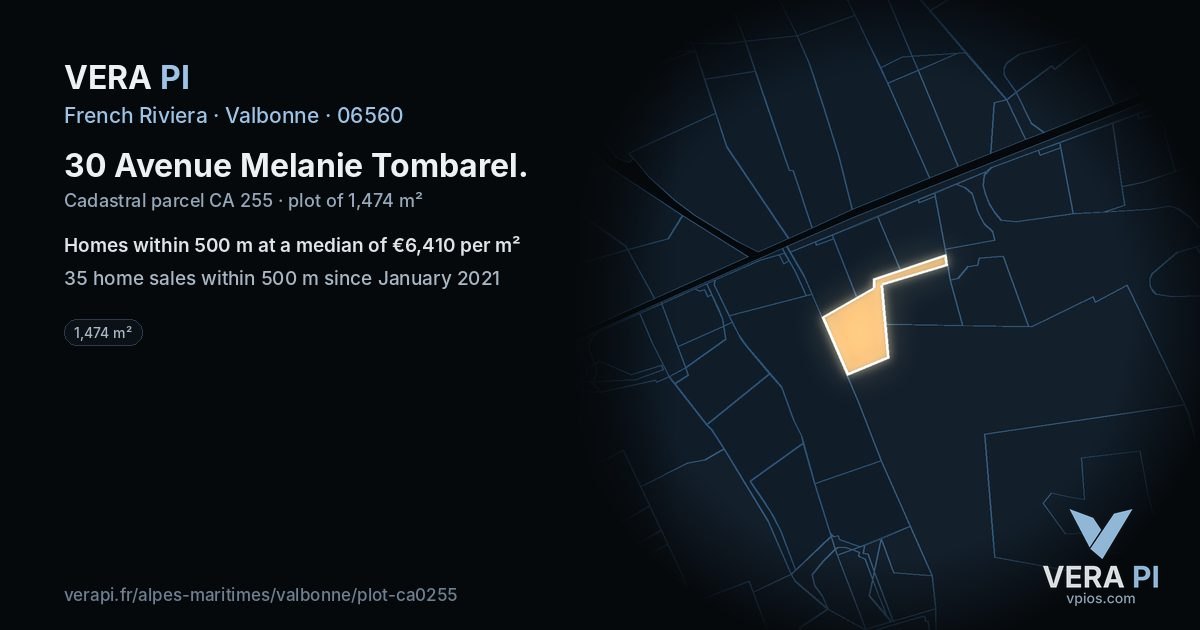 30 Avenue Melanie Tombarel, Valbonne at night – the plot lit, the parcels around coloured by the prices near them