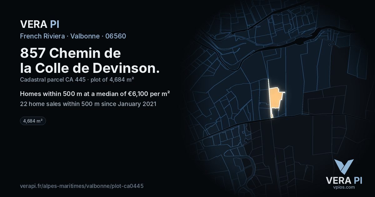 857 Chemin de la Colle de Devinson, Valbonne at night – the plot lit, the parcels around coloured by the prices near them