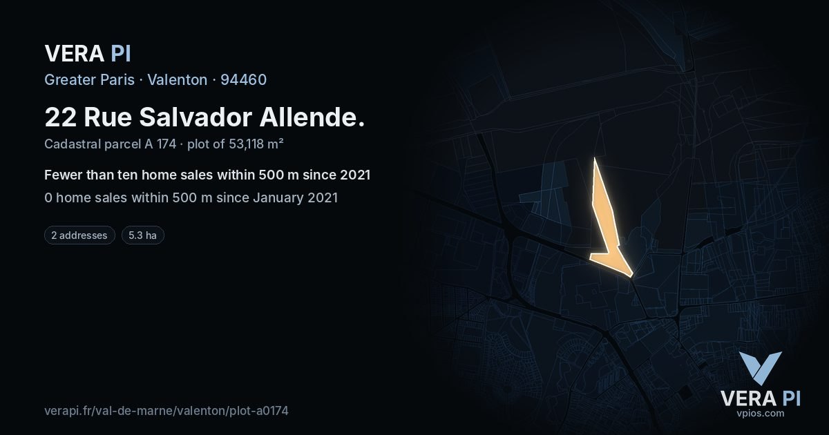 22 Rue Salvador Allende, Valenton at night – the plot lit, the parcels around coloured by the prices near them