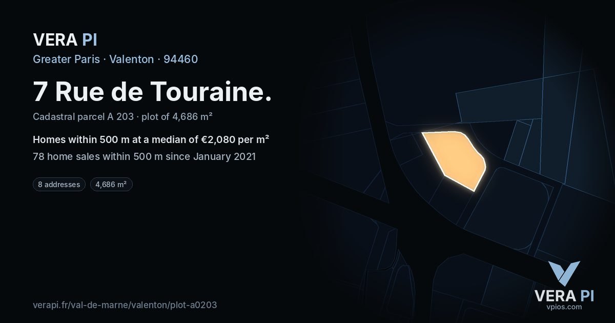7 Rue de Touraine, Valenton at night – the plot lit, the parcels around coloured by the prices near them