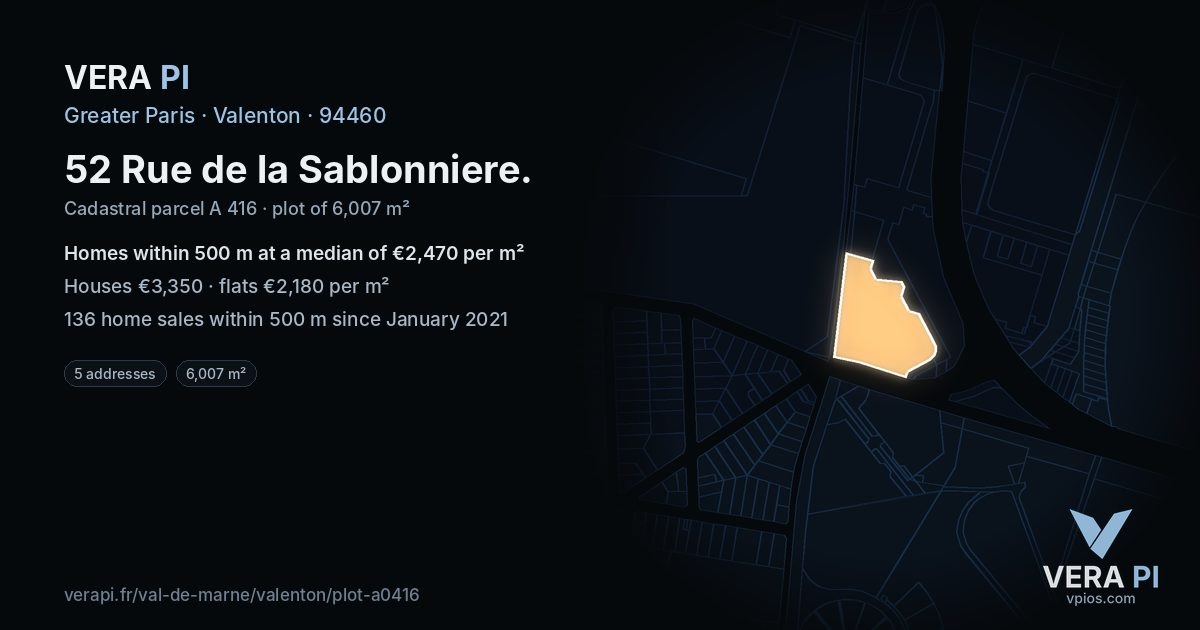 52 Rue de la Sablonniere, Valenton at night – the plot lit, the parcels around coloured by the prices near them