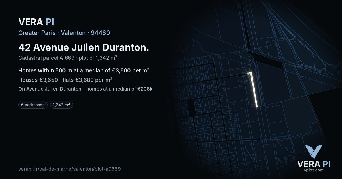 42 Avenue Julien Duranton, Valenton at night – the plot lit, the parcels around coloured by the prices near them