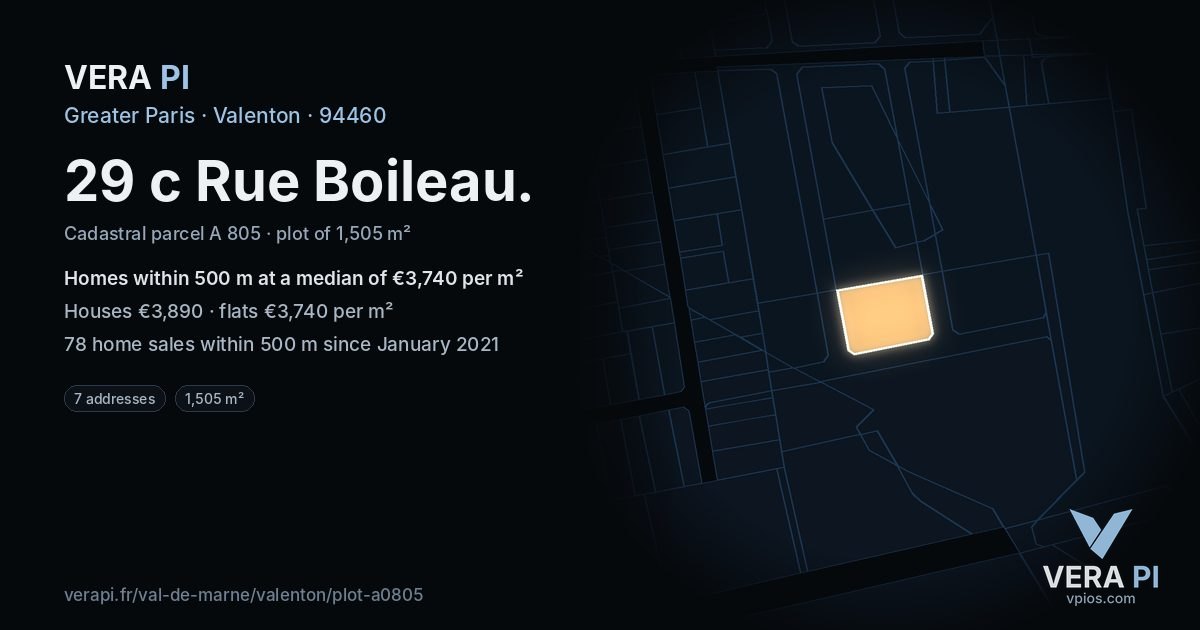 29 c Rue Boileau, Valenton at night – the plot lit, the parcels around coloured by the prices near them