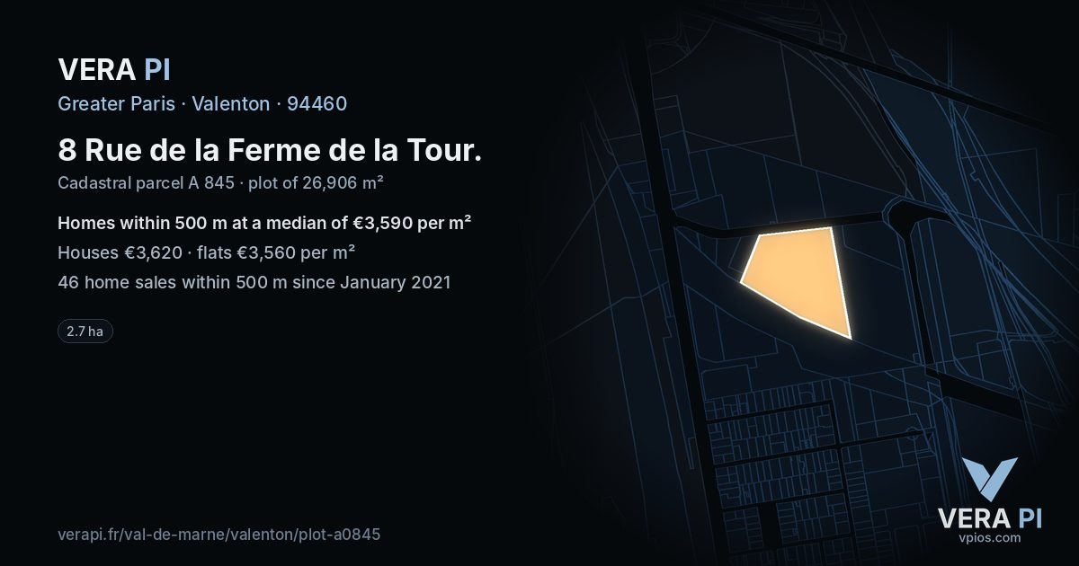 8 Rue de la Ferme de la Tour, Valenton at night – the plot lit, the parcels around coloured by the prices near them