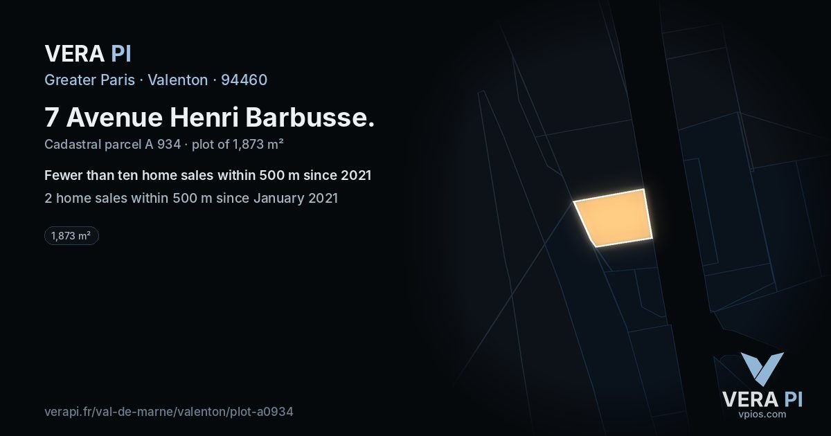 7 Avenue Henri Barbusse, Valenton at night – the plot lit, the parcels around coloured by the prices near them