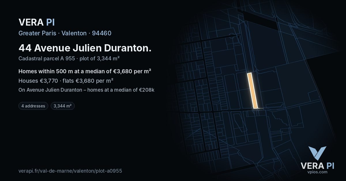 44 Avenue Julien Duranton, Valenton at night – the plot lit, the parcels around coloured by the prices near them
