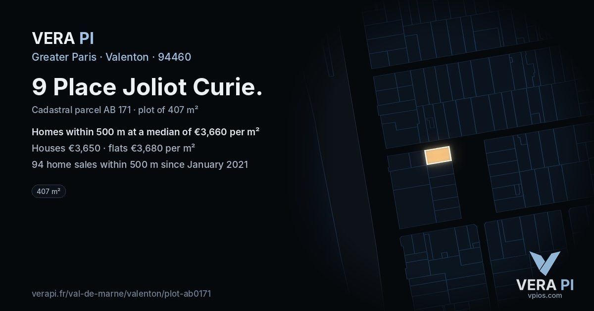 9 Place Joliot Curie, Valenton at night – the plot lit, the parcels around coloured by the prices near them