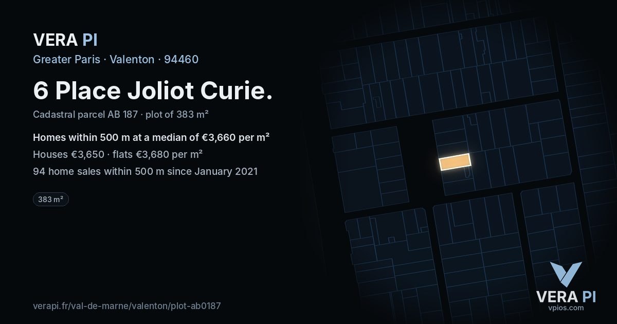 6 Place Joliot Curie, Valenton at night – the plot lit, the parcels around coloured by the prices near them