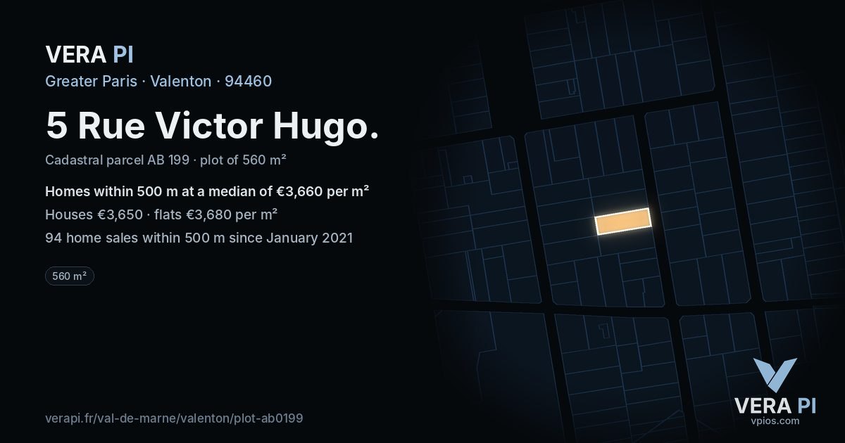 5 Rue Victor Hugo, Valenton at night – the plot lit, the parcels around coloured by the prices near them