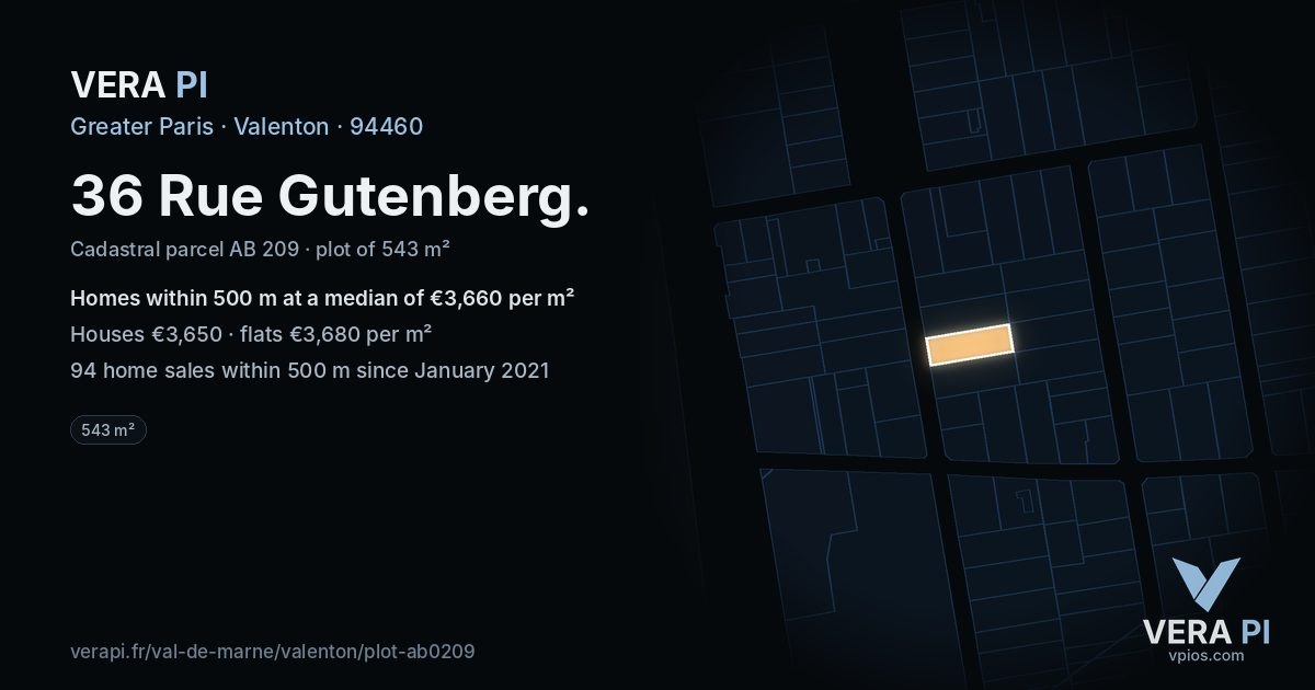 36 Rue Gutenberg, Valenton at night – the plot lit, the parcels around coloured by the prices near them