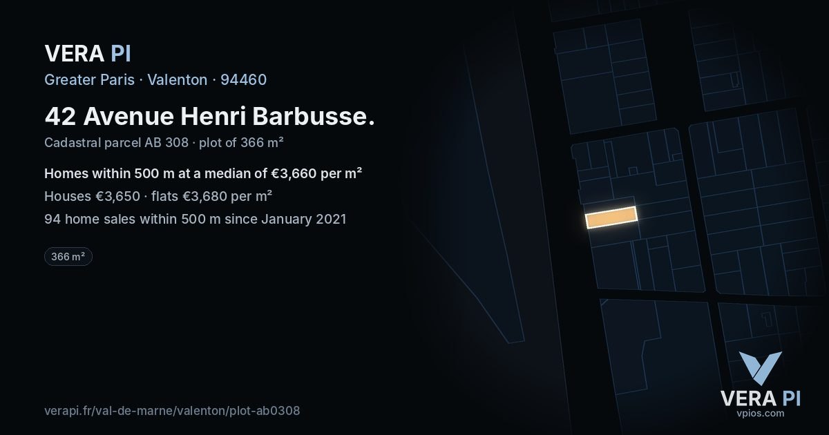 42 Avenue Henri Barbusse, Valenton at night – the plot lit, the parcels around coloured by the prices near them