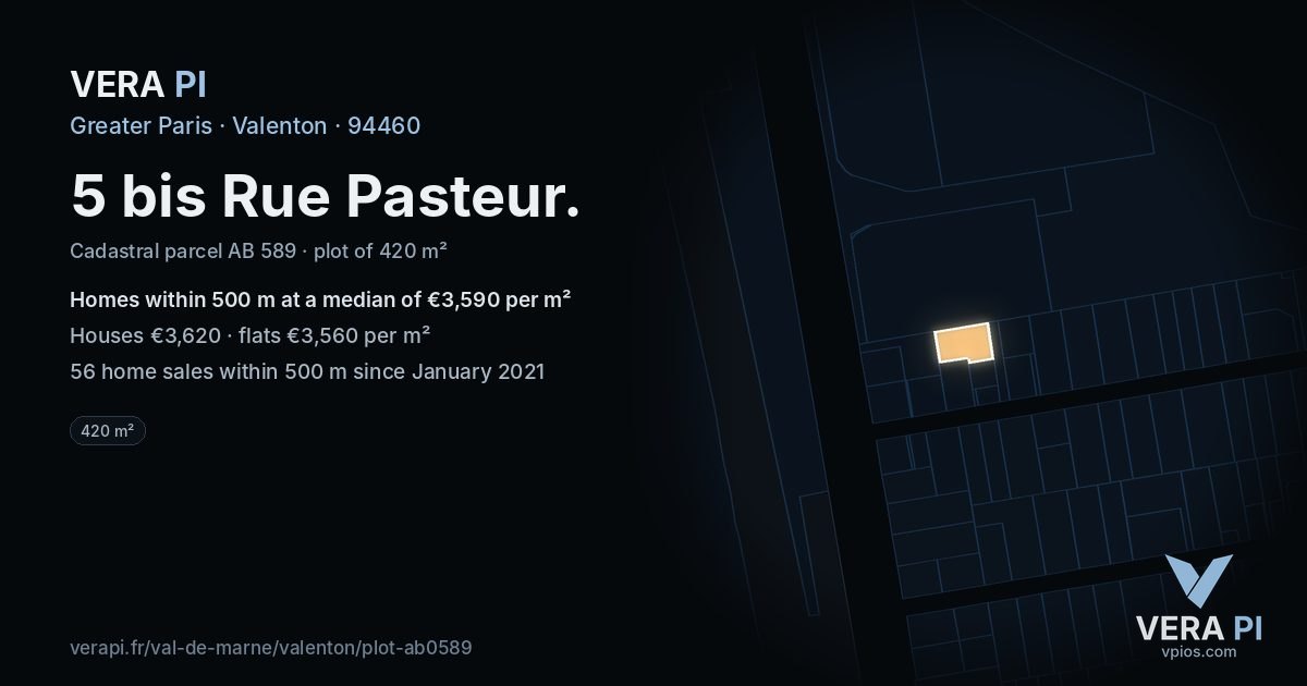 5 bis Rue Pasteur, Valenton at night – the plot lit, the parcels around coloured by the prices near them