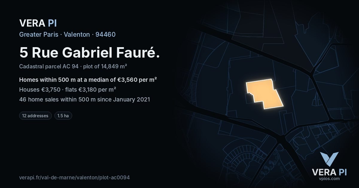 5 Rue Gabriel Fauré, Valenton at night – the plot lit, the parcels around coloured by the prices near them