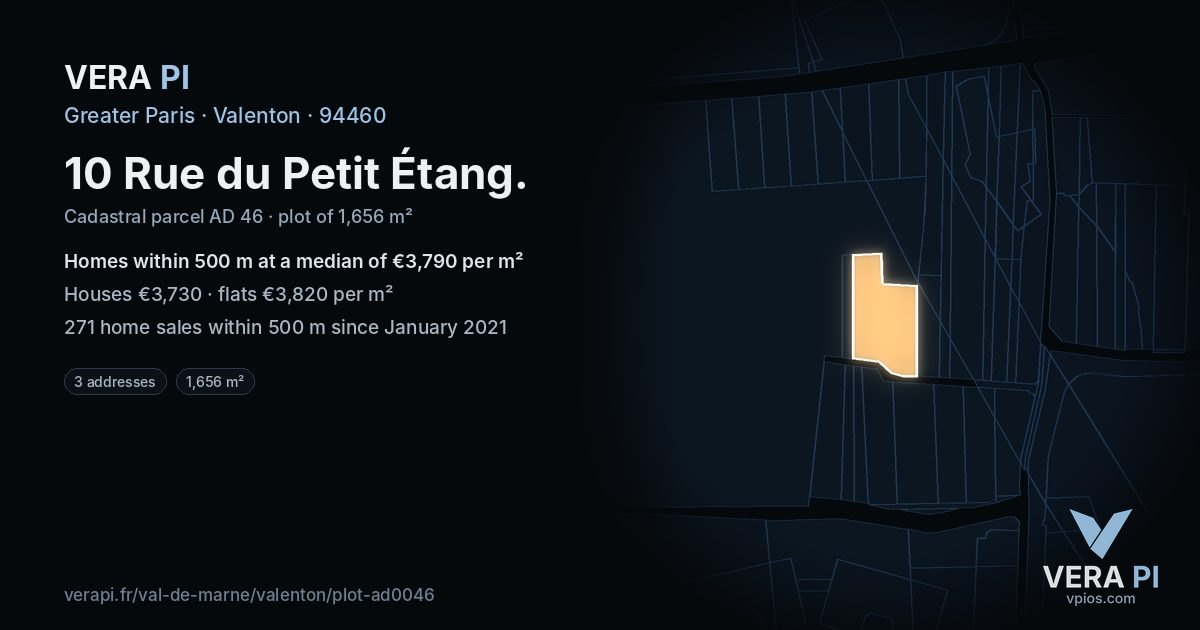 10 Rue du Petit Étang, Valenton at night – the plot lit, the parcels around coloured by the prices near them