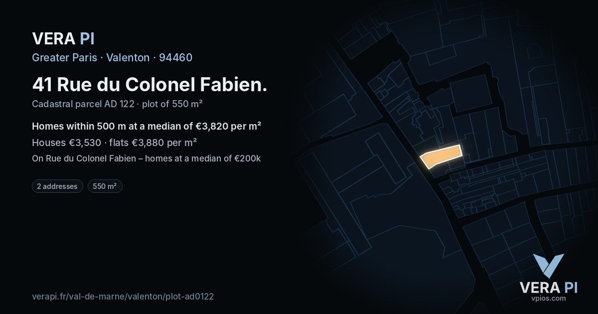41 Rue du Colonel Fabien, Valenton at night – the plot lit, the parcels around coloured by the prices near them