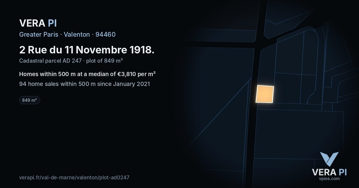 2 Rue du 11 Novembre 1918, Valenton at night – the plot lit, the parcels around coloured by the prices near them