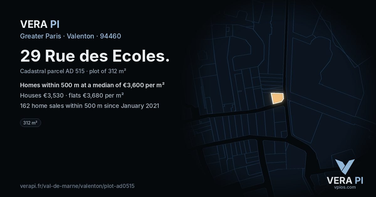29 Rue des Ecoles, Valenton at night – the plot lit, the parcels around coloured by the prices near them