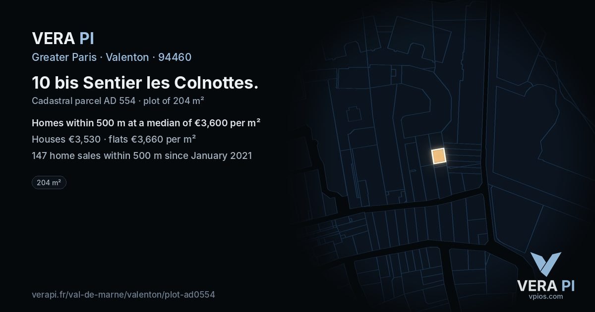10 bis Sentier les Colnottes, Valenton at night – the plot lit, the parcels around coloured by the prices near them