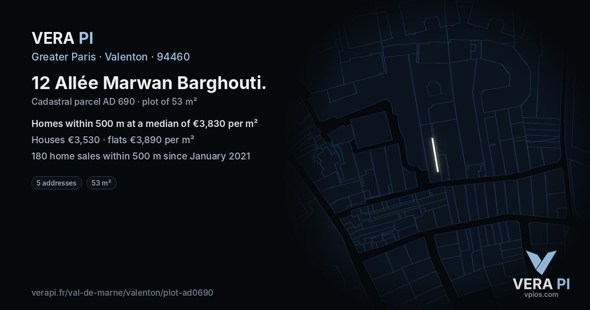 12 Allée Marwan Barghouti, Valenton at night – the plot lit, the parcels around coloured by the prices near them