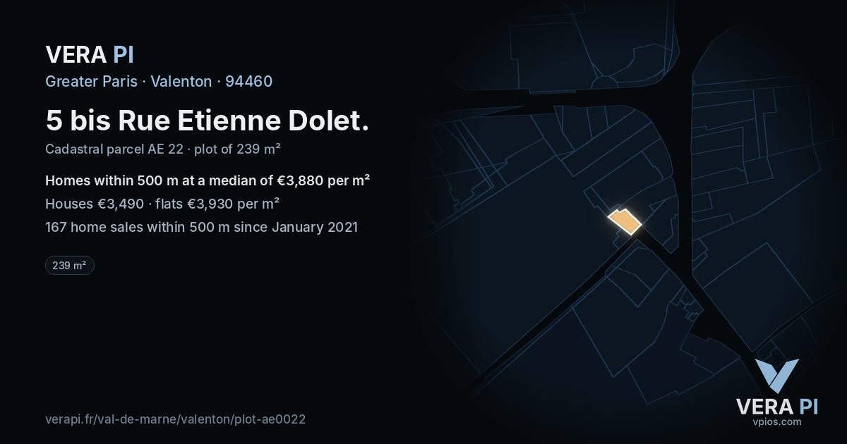 5 bis Rue Etienne Dolet, Valenton at night – the plot lit, the parcels around coloured by the prices near them