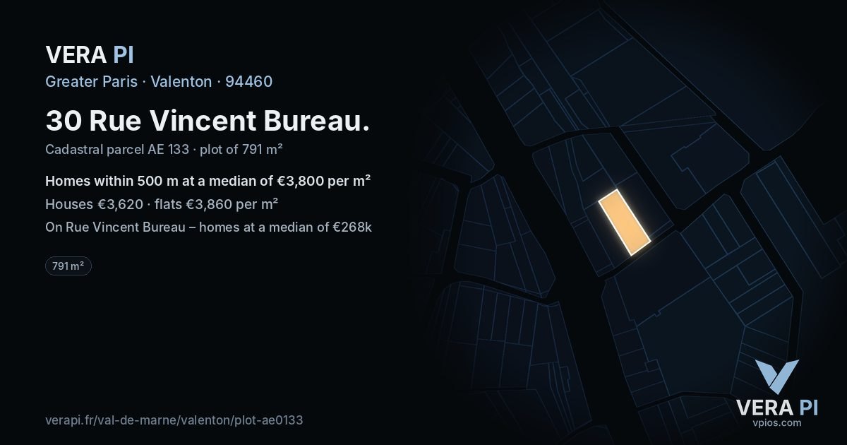 30 Rue Vincent Bureau, Valenton at night – the plot lit, the parcels around coloured by the prices near them