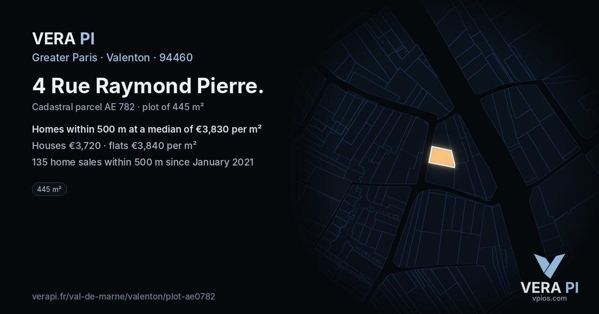 4 Rue Raymond Pierre, Valenton at night – the plot lit, the parcels around coloured by the prices near them