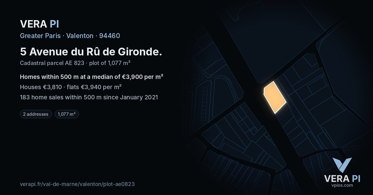 5 Avenue du Rû de Gironde, Valenton at night – the plot lit, the parcels around coloured by the prices near them