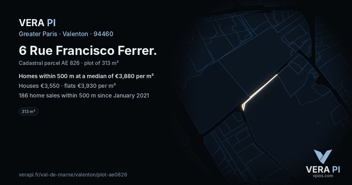 6 Rue Francisco Ferrer, Valenton at night – the plot lit, the parcels around coloured by the prices near them