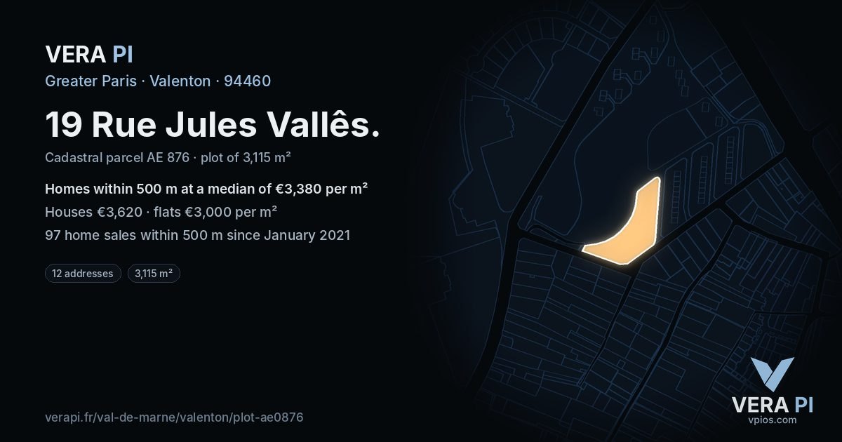 19 Rue Jules Vallês, Valenton at night – the plot lit, the parcels around coloured by the prices near them