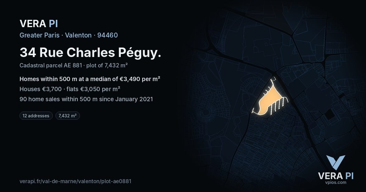 34 Rue Charles Péguy, Valenton at night – the plot lit, the parcels around coloured by the prices near them