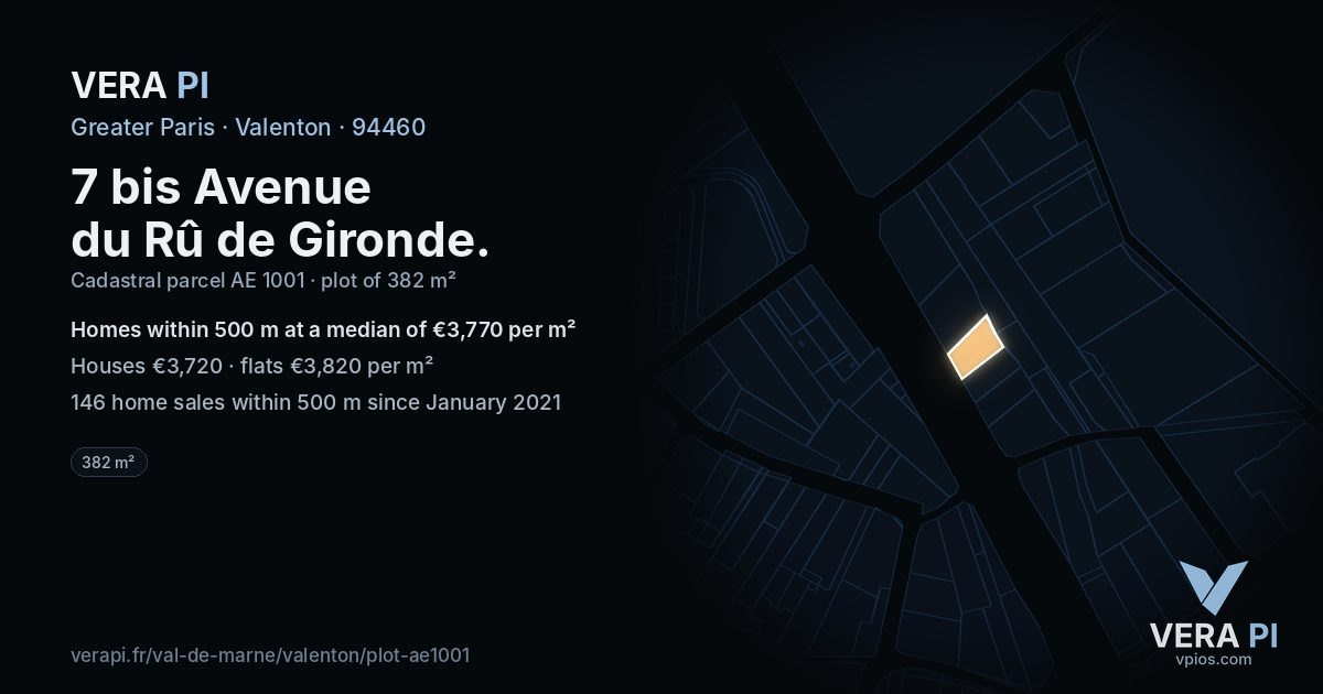 7 bis Avenue du Rû de Gironde, Valenton at night – the plot lit, the parcels around coloured by the prices near them