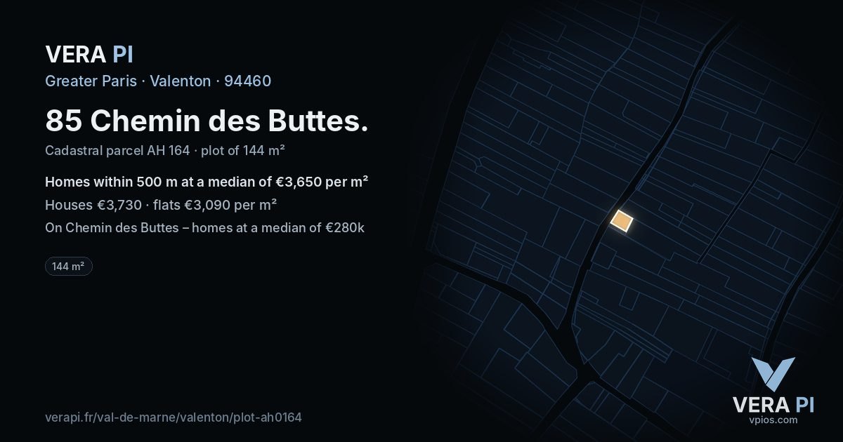 85 Chemin des Buttes, Valenton at night – the plot lit, the parcels around coloured by the prices near them