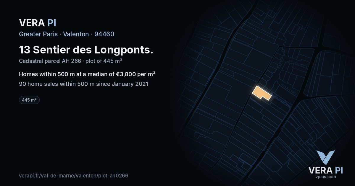 13 Sentier des Longponts, Valenton at night – the plot lit, the parcels around coloured by the prices near them